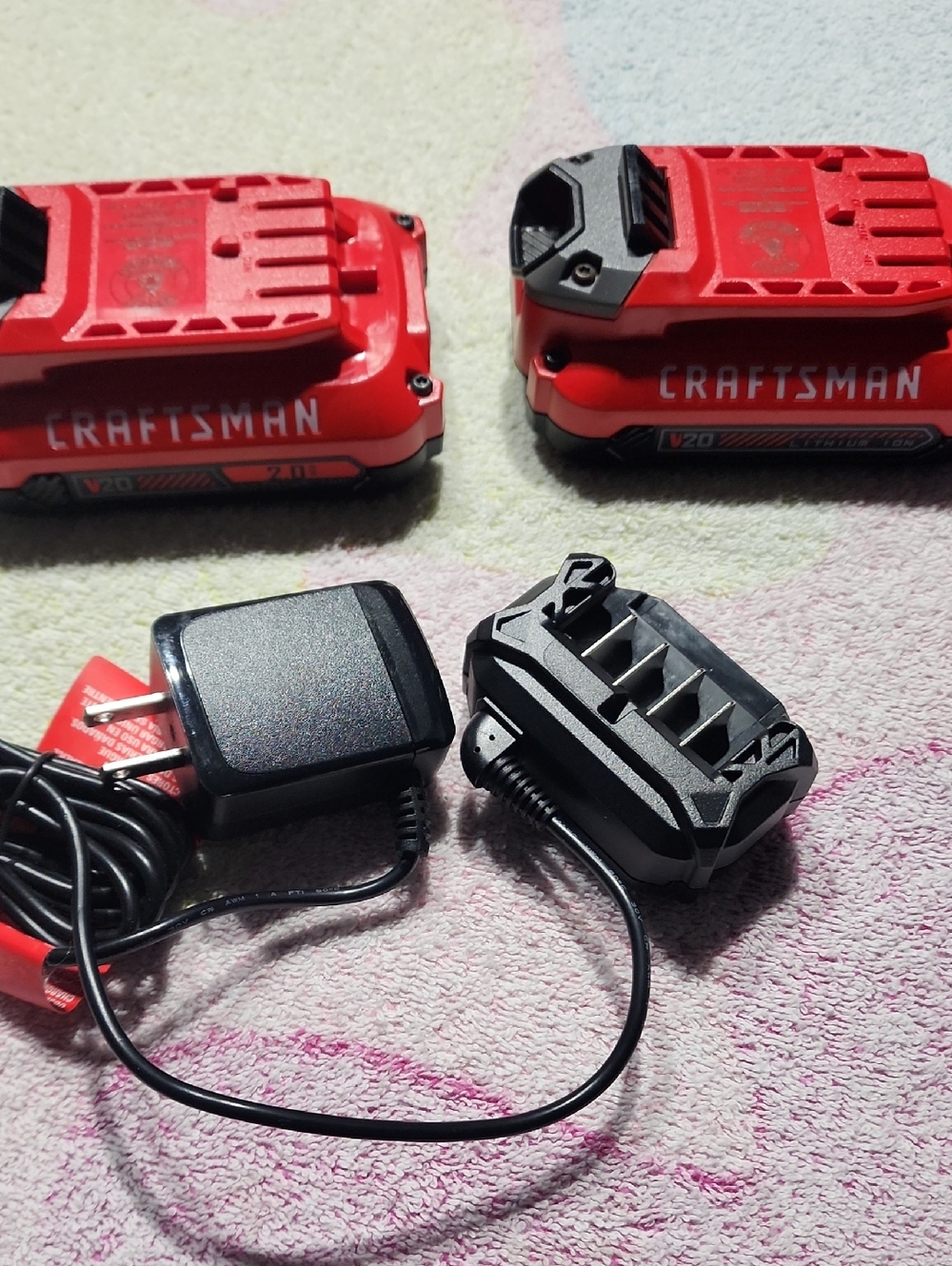 CRAFTSMAN V20 20V Red Lithium 2 Battery & Charger